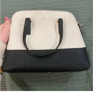 Kate spade medium size purse